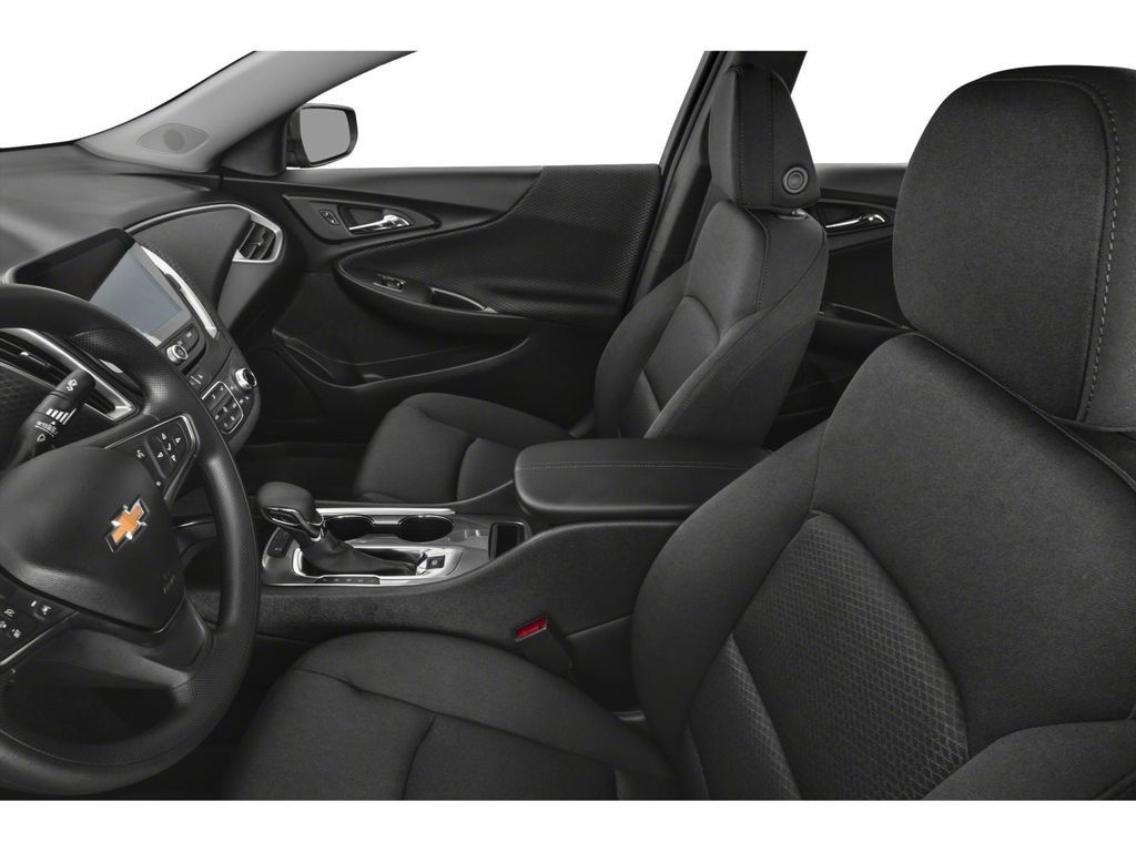 Used 2025 Chevrolet Malibu LT FWD image 6