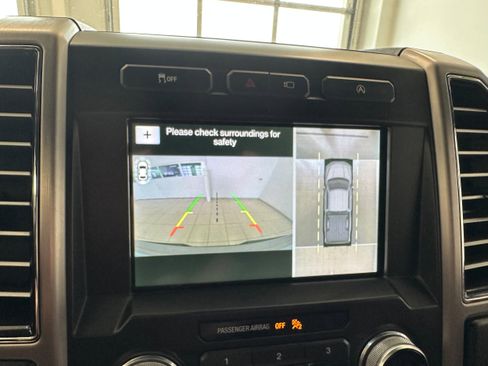 Used 2019 Ford F150 Platinum w/ Equipment Group 701A Luxury AWD/4WD image 21