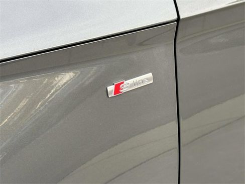 Used 2023 Audi Q5 2.0T Premium Plus w/ Premium Plus Package image 11