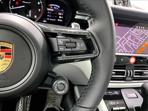 New 2026 Porsche Macan Turbo image 20