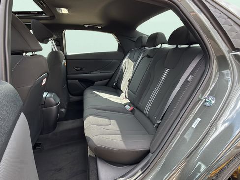 New 2026 Hyundai Elantra SEL Sport FWD image 19