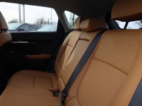 Certified 2024 Kia Seltos SX w/ SX Sunroof Package image 36