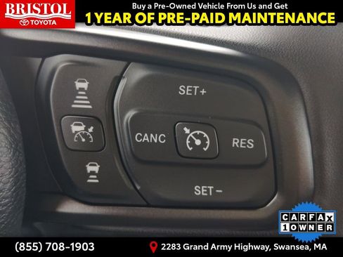 Used 2025 Jeep Wrangler Sport S image 25