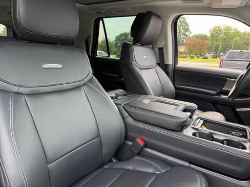 New 2027 Ford Expedition Max Platinum w/ Driver's Package RWD image 18