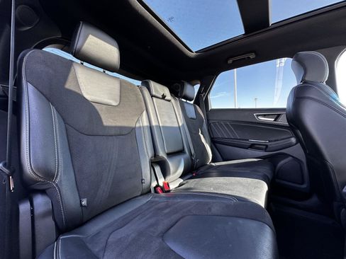 Used 2019 Ford Edge ST w/ Equipment Group 401A AWD/4WD image 27