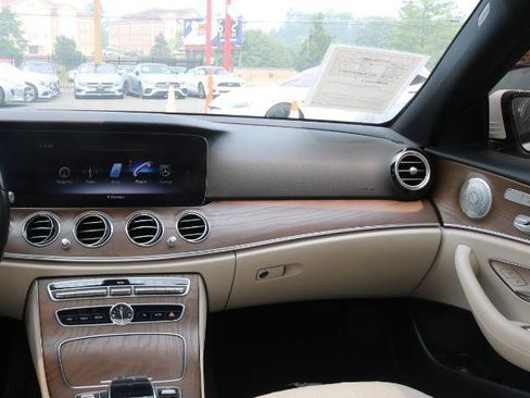 Used 2020 Mercedes-Benz E 350 4MATIC Sedan w/ Parking Assistance Package image 19