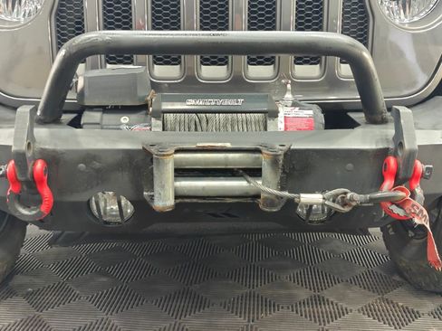 Used 2018 Jeep Wrangler Unlimited Rubicon AWD/4WD image 9
