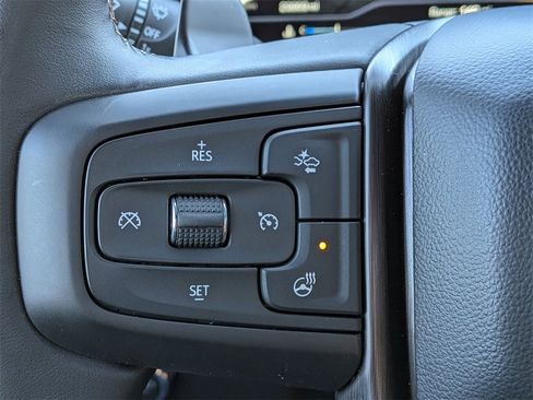 Used 2024 GMC Sierra 1500 AT4 w/ Technology Package image 27