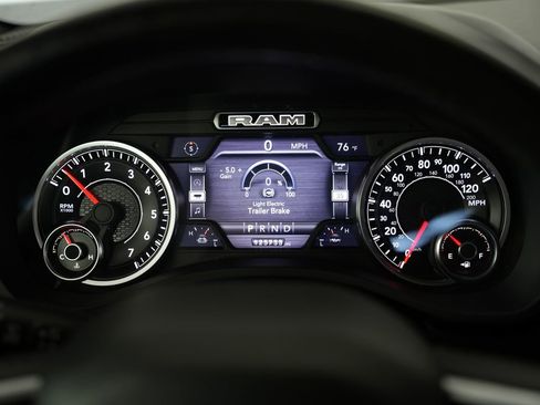 Used 2019 RAM 1500 Big Horn image 16