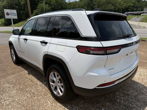 Used 2022 Jeep Grand Cherokee Limited AWD/4WD image 5
