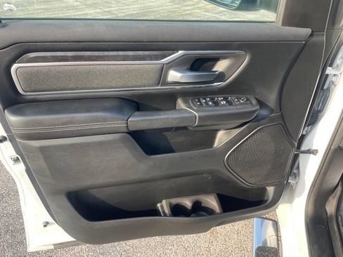 Used 2019 RAM 1500 Big Horn AWD/4WD image 9