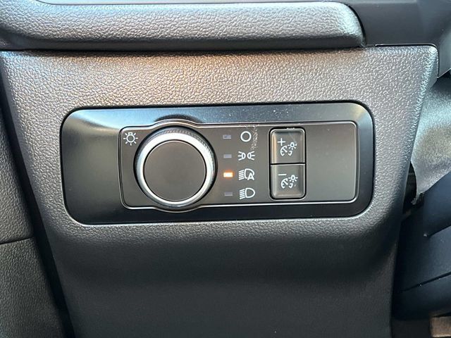Used 2025 Ford Escape ST-Line FWD image 35