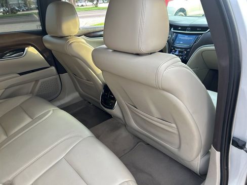 Used 2017 Cadillac XTS Luxury image 18