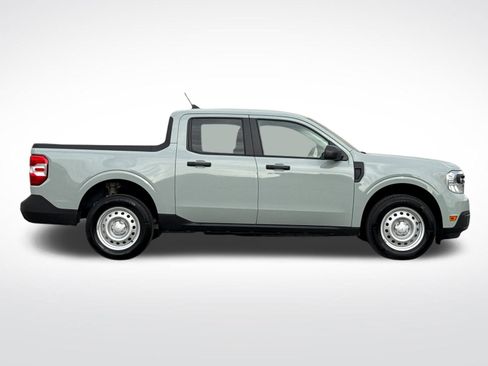 Used 2024 Ford Maverick XL image 2