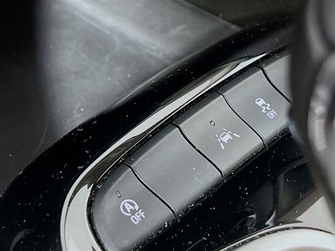 Used 2024 Buick Encore GX Preferred image 19