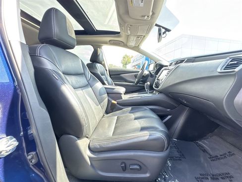 Used 2019 Nissan Murano SL image 16