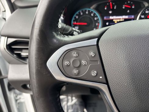 Used 2021 Chevrolet Traverse RS image 20