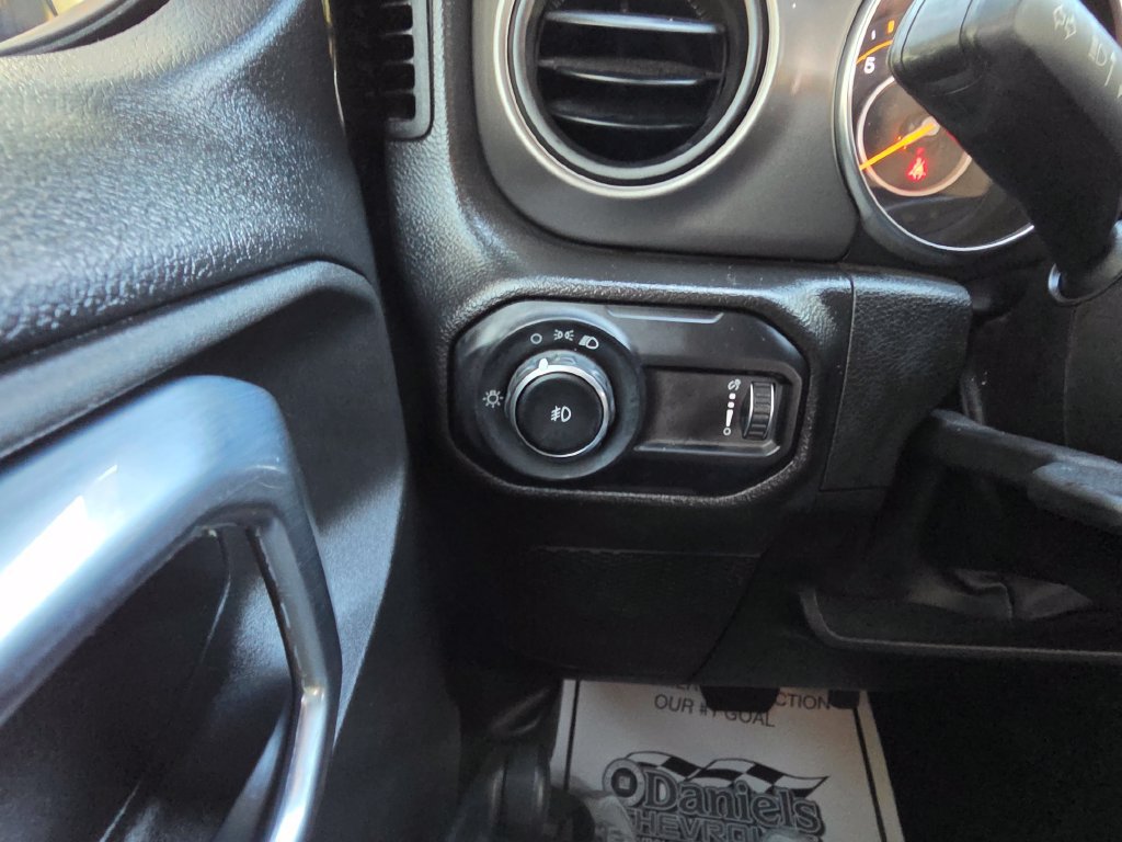 Used 2023 Jeep Wrangler Unlimited Sport AWD/4WD image 33