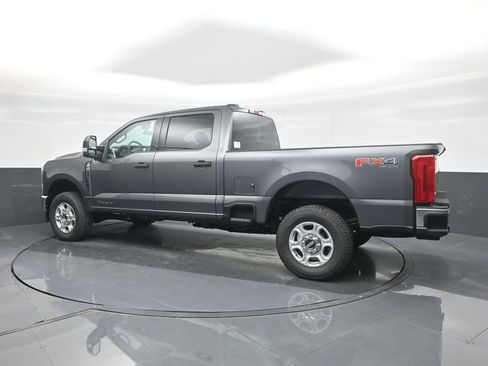 New 2026 Ford F250 XLT w/ FX4 Off-Road Package AWD/4WD image 28