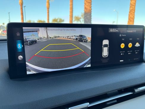 Used 2024 Genesis GV70 2.5T w/ Select Package image 29