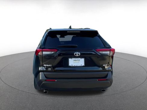 Used 2025 Toyota RAV4 XLE image 12