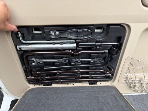 Used 2006 Lexus GX 470 image 38