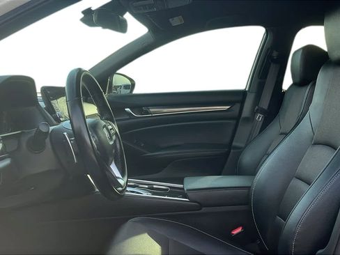 Used 2021 Honda Accord Sport image 10