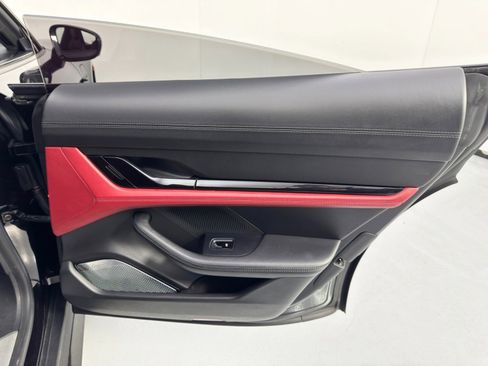 Used 2020 Porsche Taycan Turbo image 49