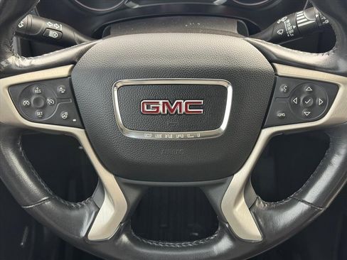 Used 2019 GMC Terrain Denali w/ Advanced Safety Package image 15