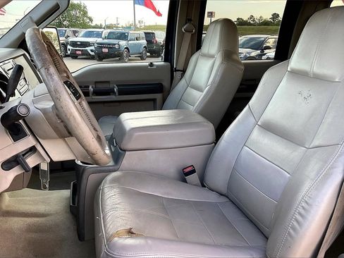 Used 2008 Ford F250 Lariat image 17