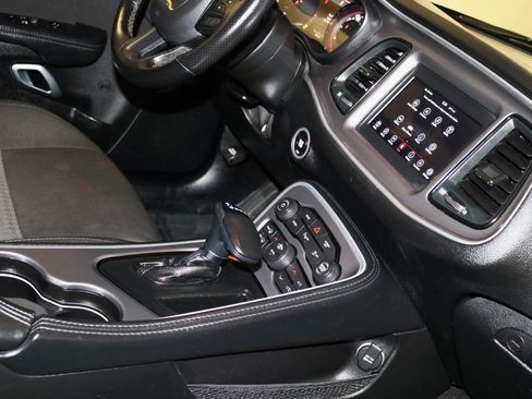 Used 2022 Dodge Challenger GT w/ Driver Convenience Group image 47