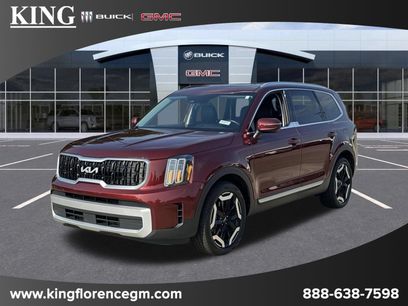 Used 2024 Kia Telluride EX w/ EX Captain's Chair Package