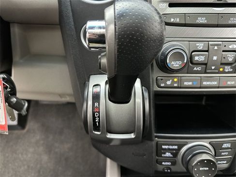 Used 2012 Honda Pilot Touring image 20