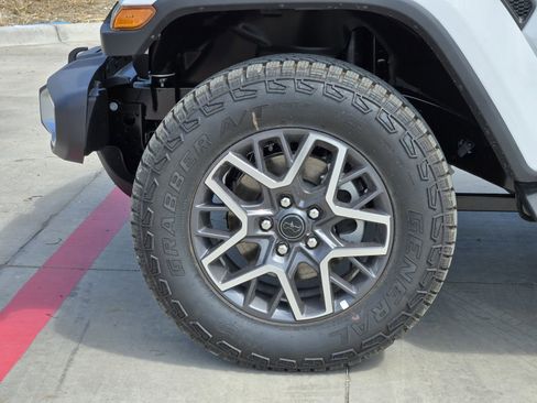 New 2025 Jeep Wrangler Sahara image 10