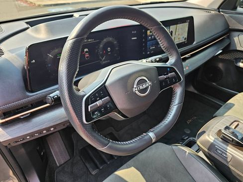 Used 2023 Nissan Ariya FWD image 22