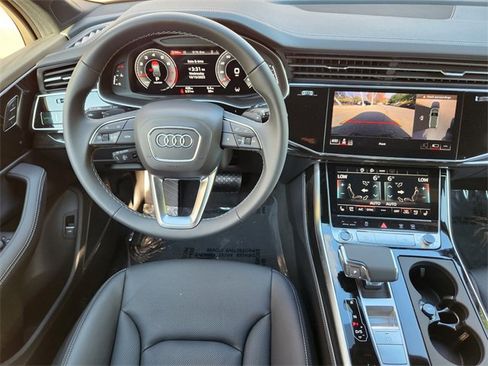 New 2025 Audi Q7 3.0T Premium Plus image 24