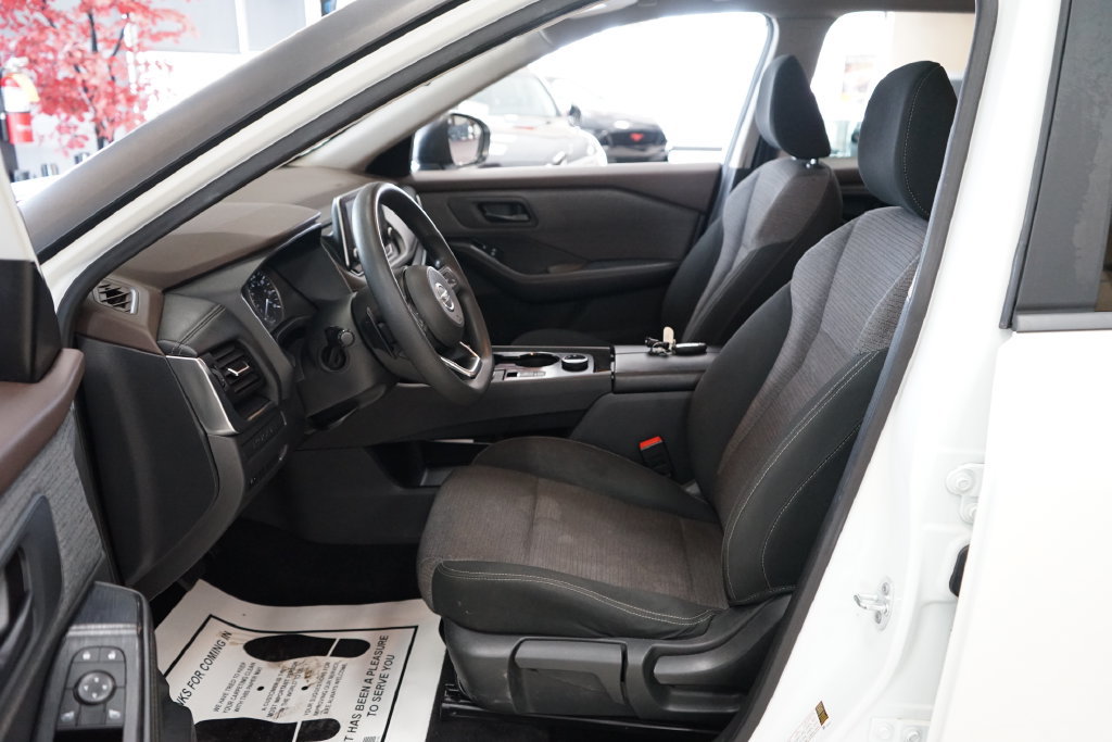 Used 2021 Nissan Rogue S AWD/4WD image 25