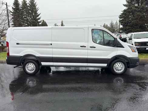 New 2025 Ford Transit 250 Low Roof AWD image 3