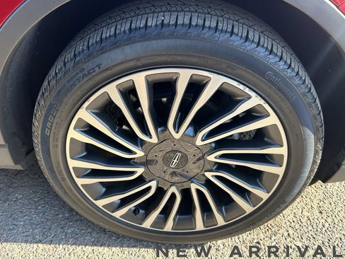 Used 2022 Lincoln Corsair Reserve w/ Equipment Group 201A AWD/4WD image 8