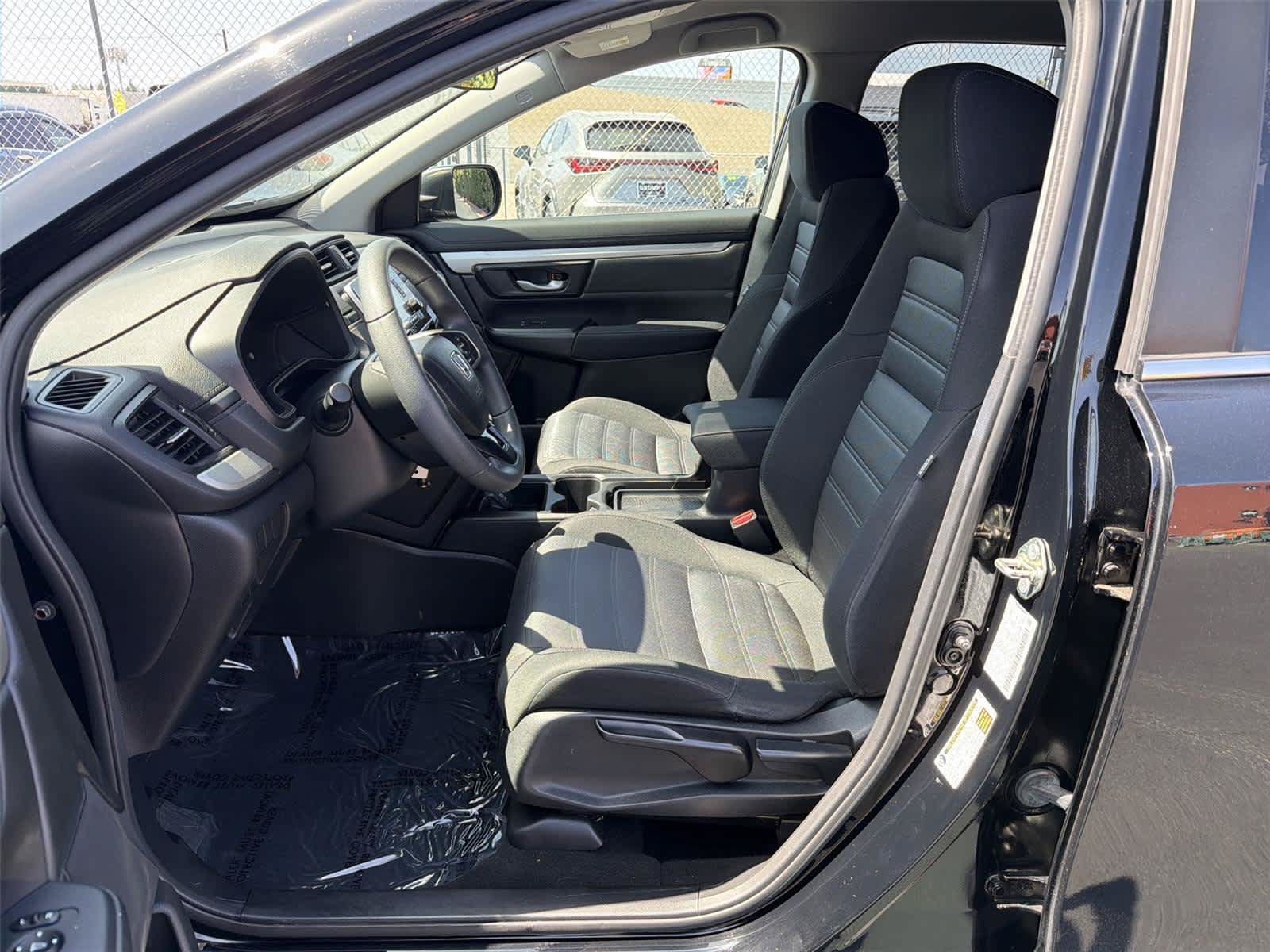 Used 2017 Honda CR-V LX image 12
