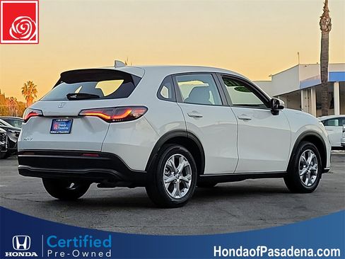 Certified 2023 Honda HR-V LX image 2