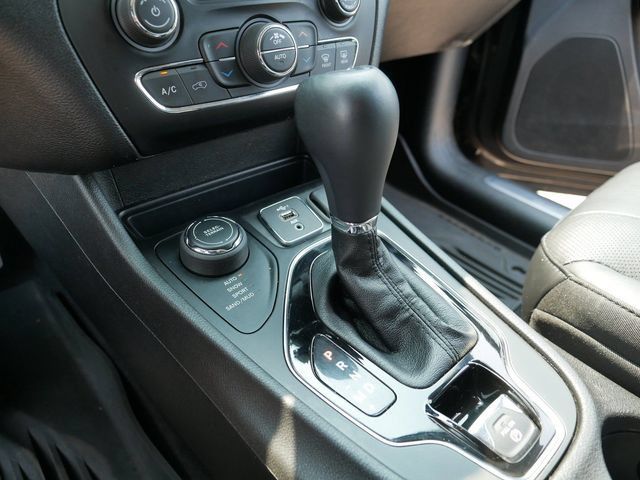 Used 2020 Jeep Cherokee Limited AWD/4WD image 31