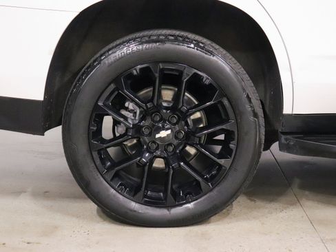 Used 2022 Chevrolet Tahoe RST w/ Sport Performance Package image 9