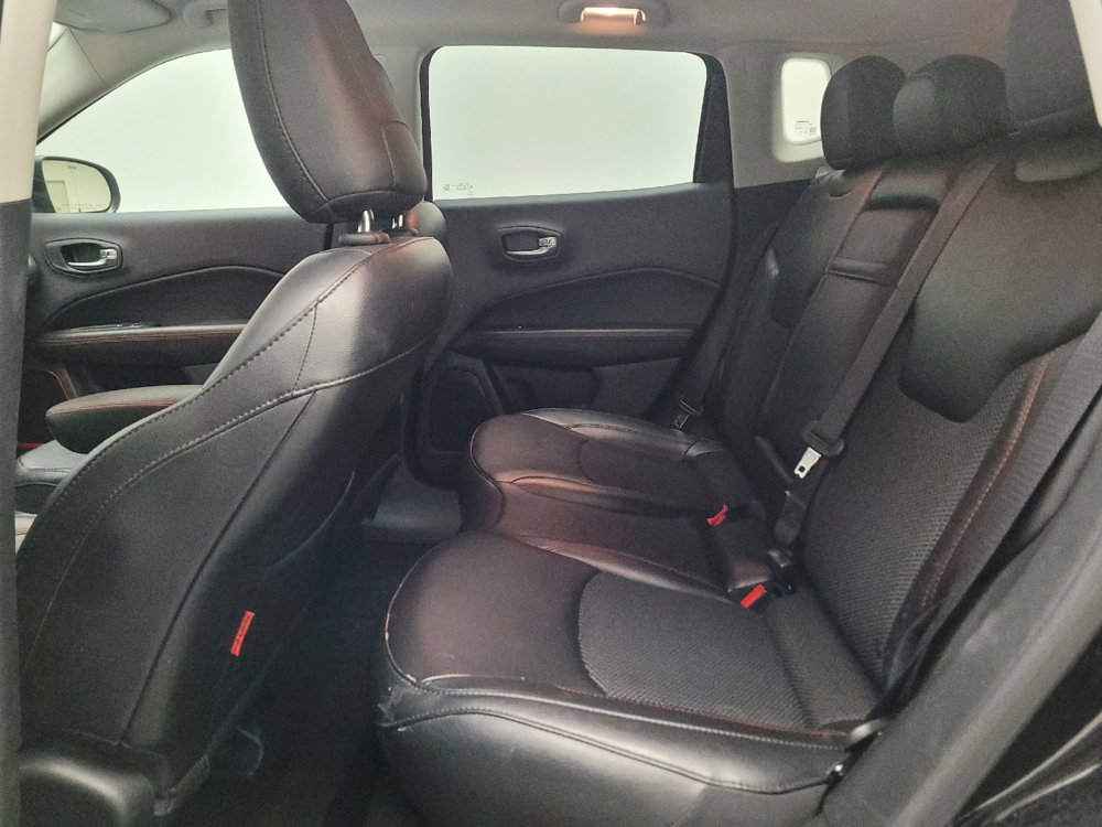 Used 2020 Jeep Compass Trailhawk w/ Cold Weather Group AWD/4WD image 18