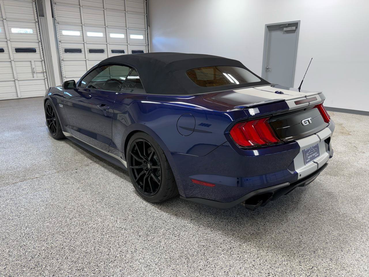 Used 2020 Ford Mustang GT Premium w/ Equipment Group 401A RWD image 8