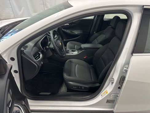 Used 2024 Chevrolet Malibu RS w/ LPO, Floor Liner Package image 7