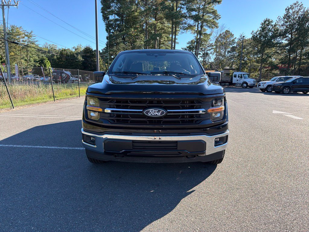 Used 2025 Ford F150 XLT w/ Equipment Group 301A Standard AWD/4WD image 3