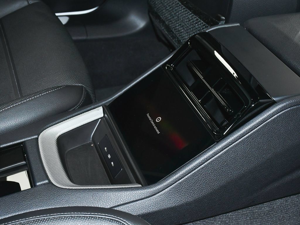 Used 2025 Porsche Panamera 4 E-Hybrid AWD/4WD image 54