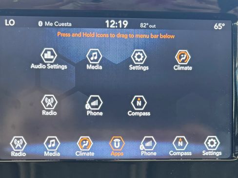 Used 2018 Jeep Compass Latitude w/ Popular Equipment Group FWD image 11
