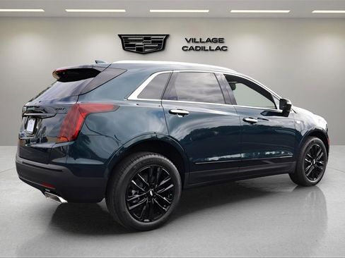 New 2026 Cadillac XT5 Luxury w/ LPO, ONYX Package image 5